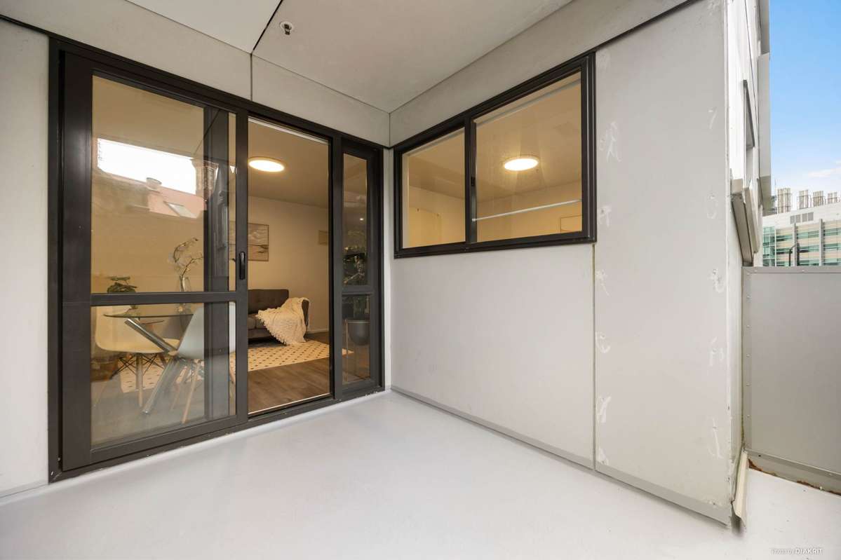 2C/4 St Paul Street_3