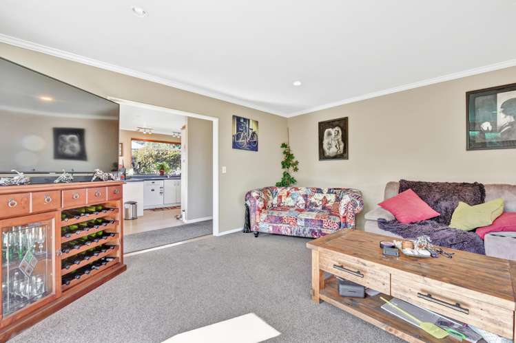 376 Suffolk Road Stoke_7