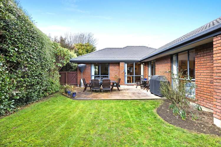 65a Cutts Road Russley_17