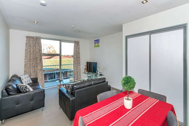 13/14 Brougham Street Addington_4