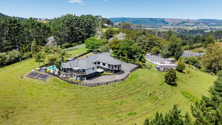 317 & 317A West Road Brookby_2