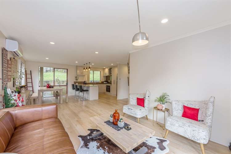 8 Fernbank Lane Greenhithe_9