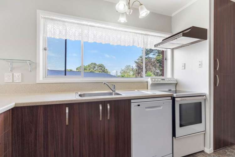 27 First View Avenue Beachlands_8