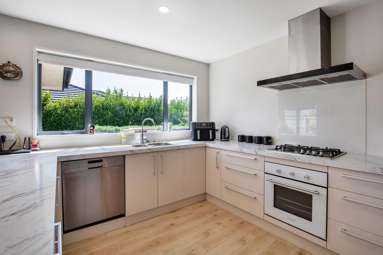 53 Stonebrook Drive_4