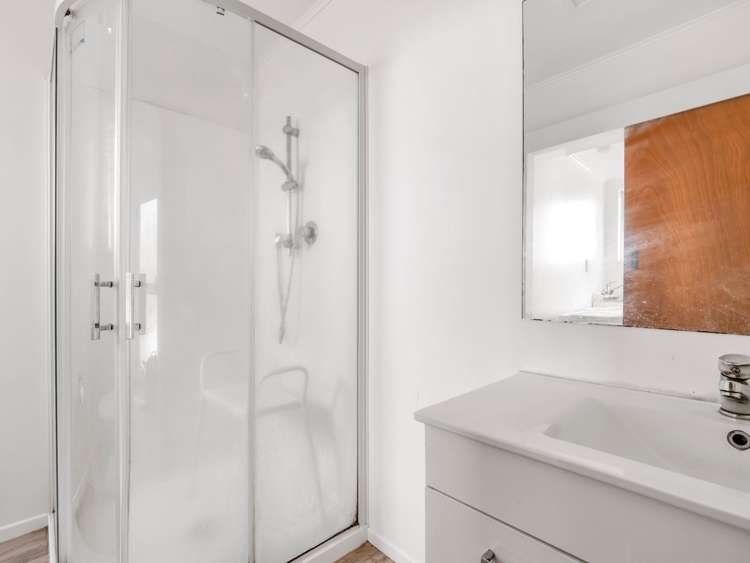 5C Grey Street Glenholme_12