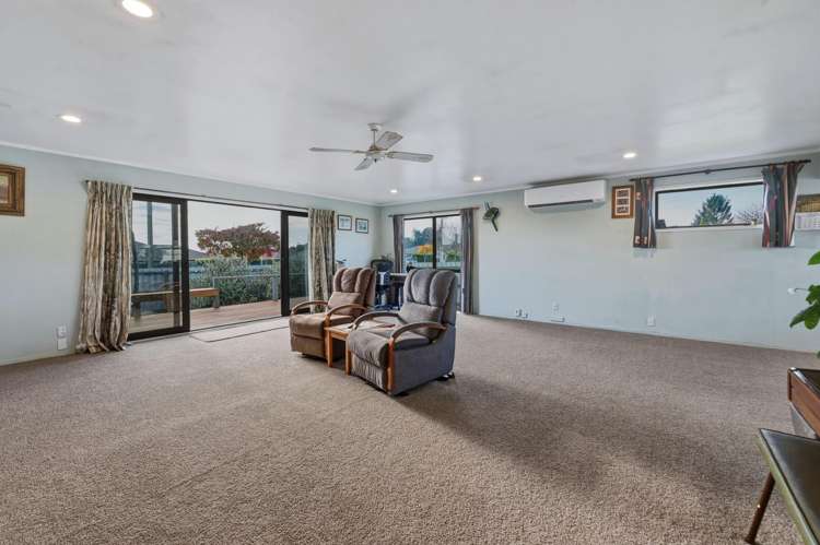 17 Byron Grove Owhata_7