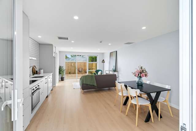 Units 1- 4/89 Jerrold Street North Addington_1