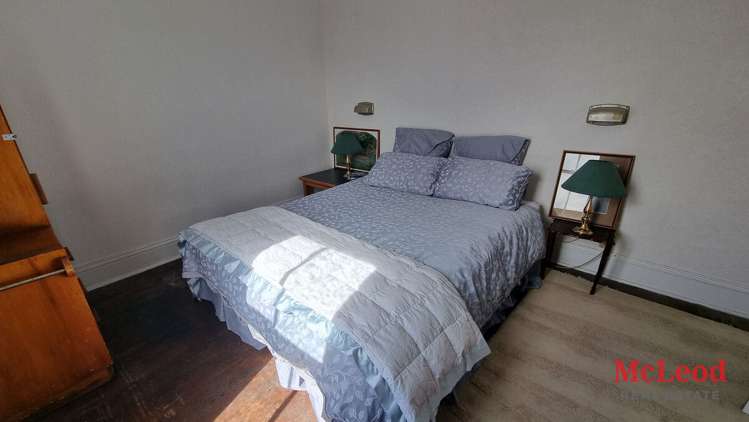 79 Chertsey Line Road Chertsey_10