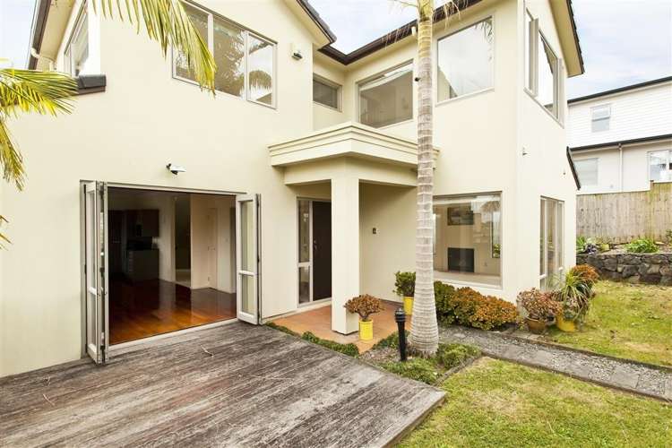 8 Scarboro Terrace Murrays Bay_19