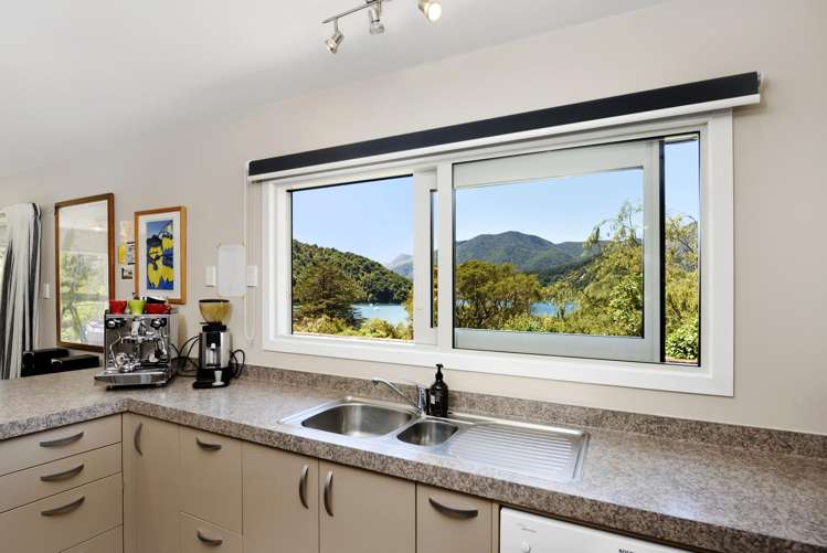 3218 Archers Road Marlborough Sounds_10