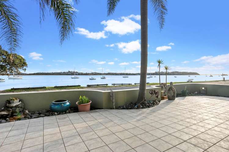 14 The Parade Bucklands Beach_19