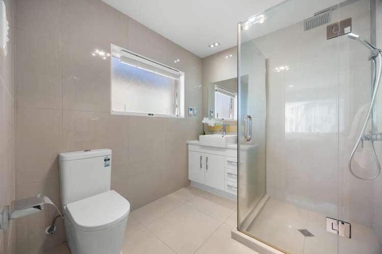 14 Kerrykeel Drive Flat Bush_30