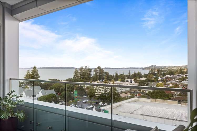 915/11 Tamariki Avenue Orewa_2
