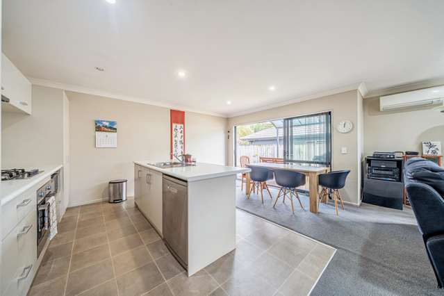 5 Poppy Watts Grove Stokes Valley_4