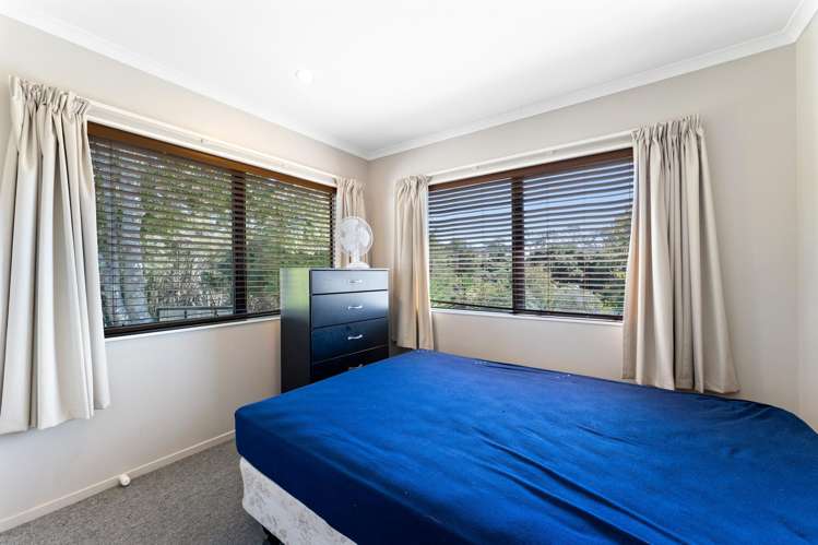 19 Titch Place Glen Eden_10