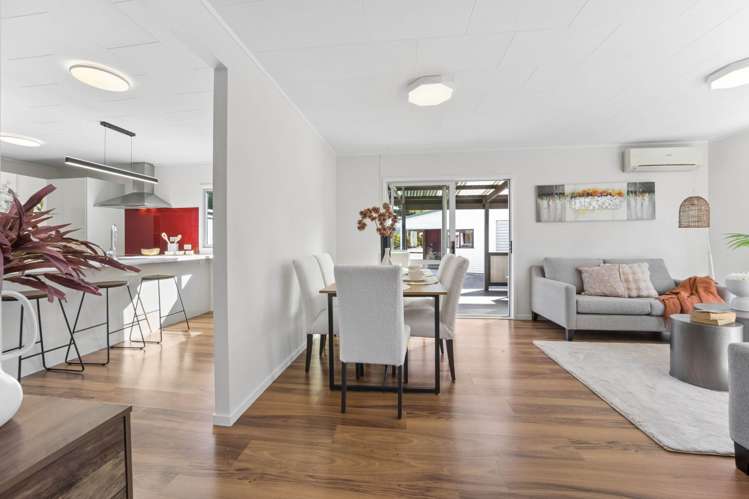 37 Claverdon Drive Massey_2