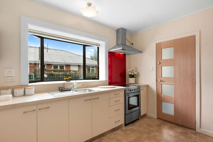 1/40 Grimseys Road Redwood_8