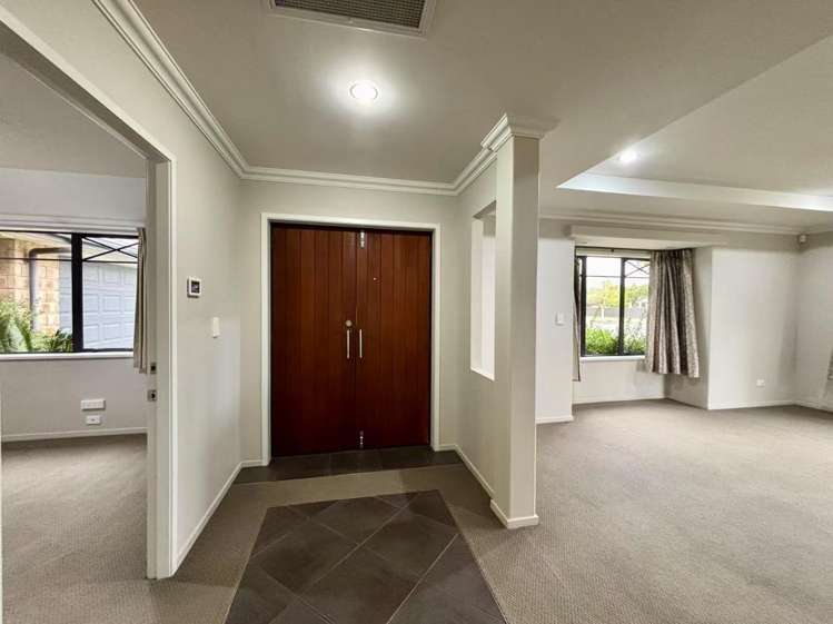 16 Somerton Drive Huntington_4