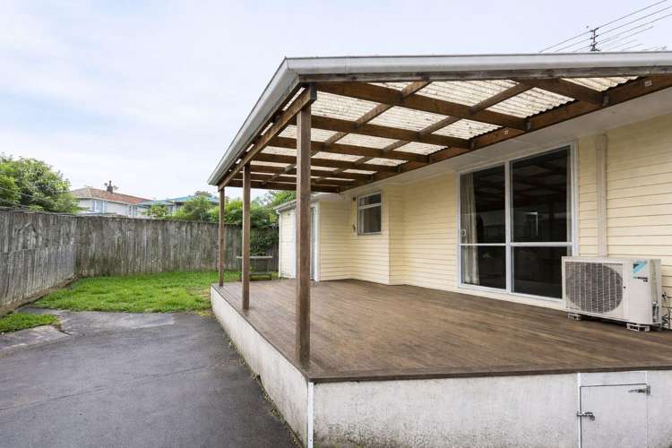 26 Valonia Street New Windsor_11