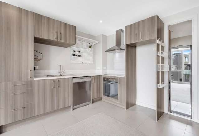 506/1 Rose Garden Lane Albany_4