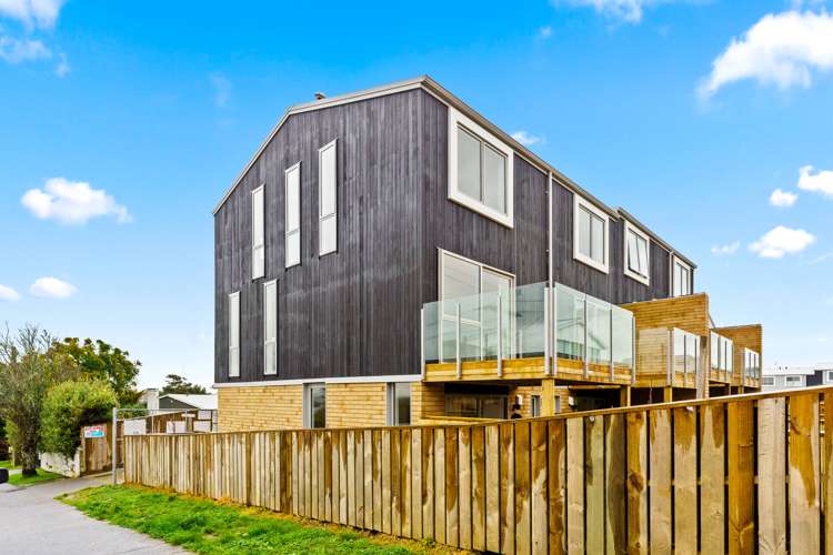 75 Helen Jenepher Lane Mount Wellington_25