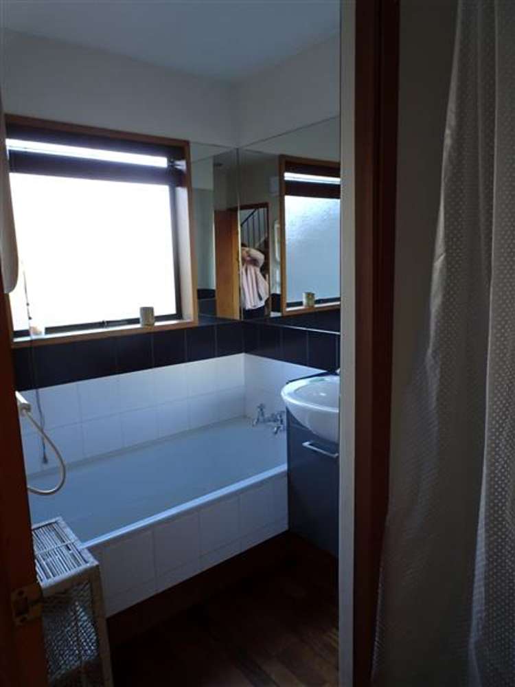 42A Webb Street 10190_17