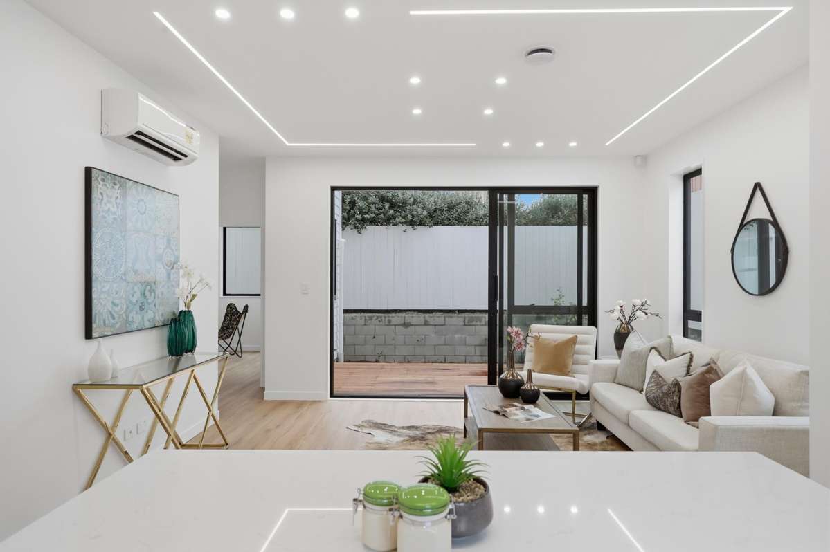 312 Sandringham Road_3