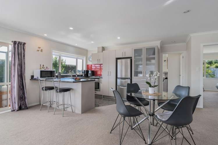 6 Madison Street Carterton_3