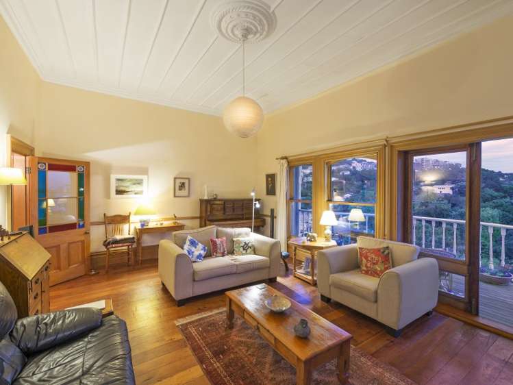 18 Maarama Crescent Aro Valley_13