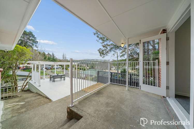 8 Kereru Grove Stokes Valley_14