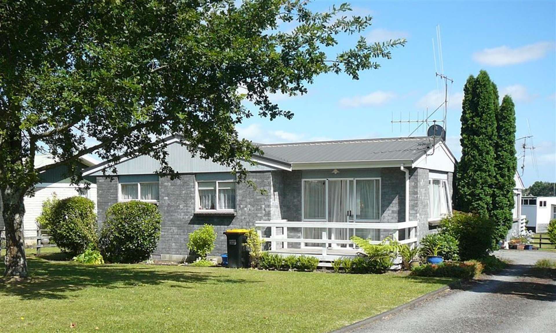 2a Park Street Paeroa Hauraki Houses for Sale One Roof