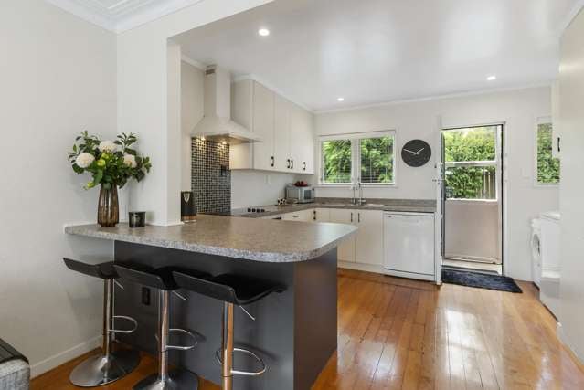 2/420 Beach Road Mairangi Bay_2