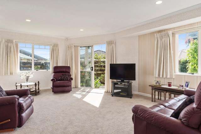 8 Luculia Drive Mount Maunganui_3