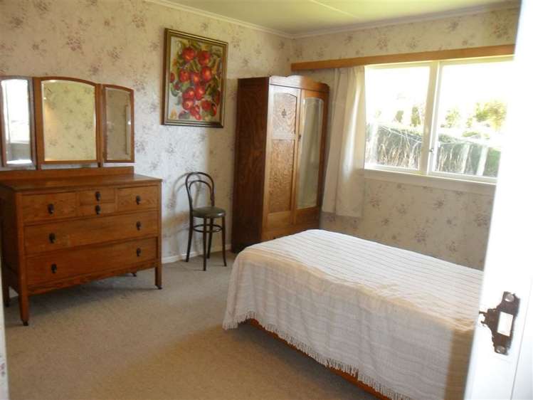 12 Dixon Way Taihape and Surrounds_16