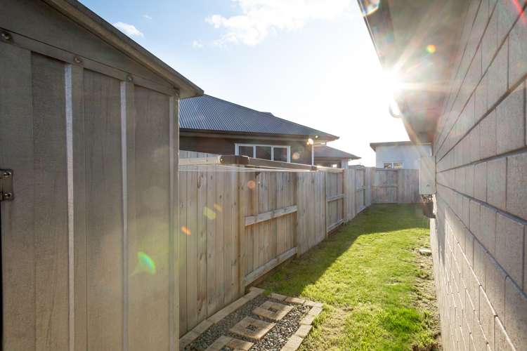 25 Teatree Close Huntington_19