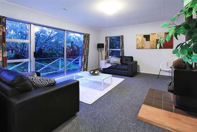 2 Pascoe Avenue Paremata_3