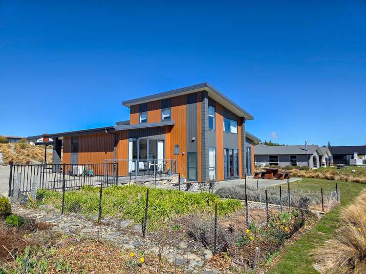 1 Manning Place Lake Tekapo_24