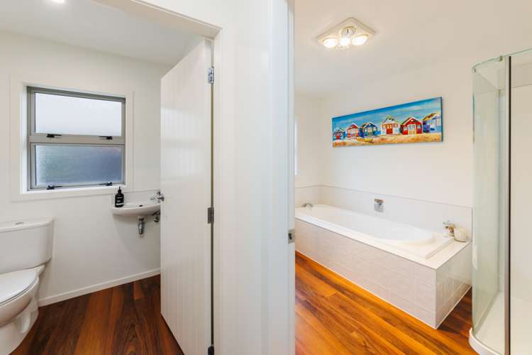 25 Medallion Court Kelvin Grove_14