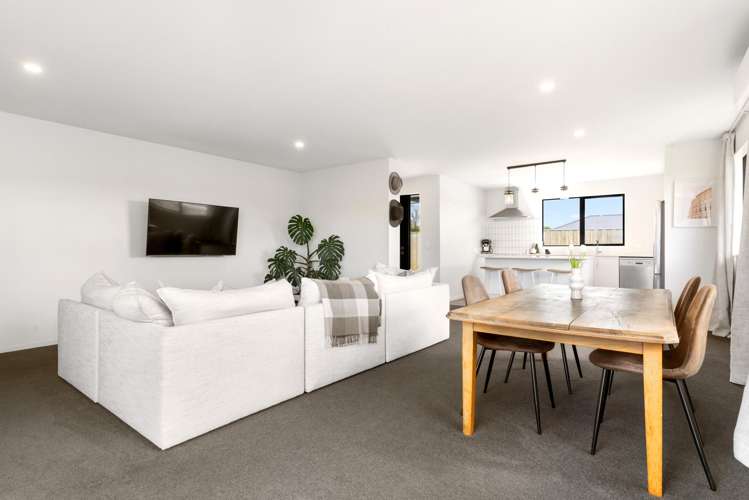 17 Merino Crescent Amberley_5