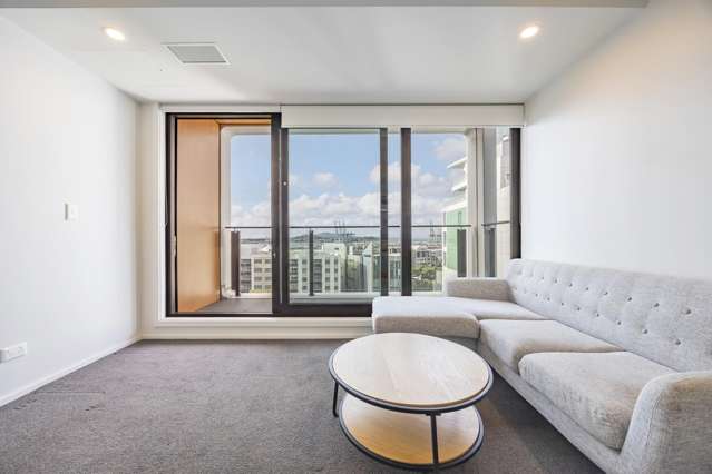 Modern Apartment with Sea Views