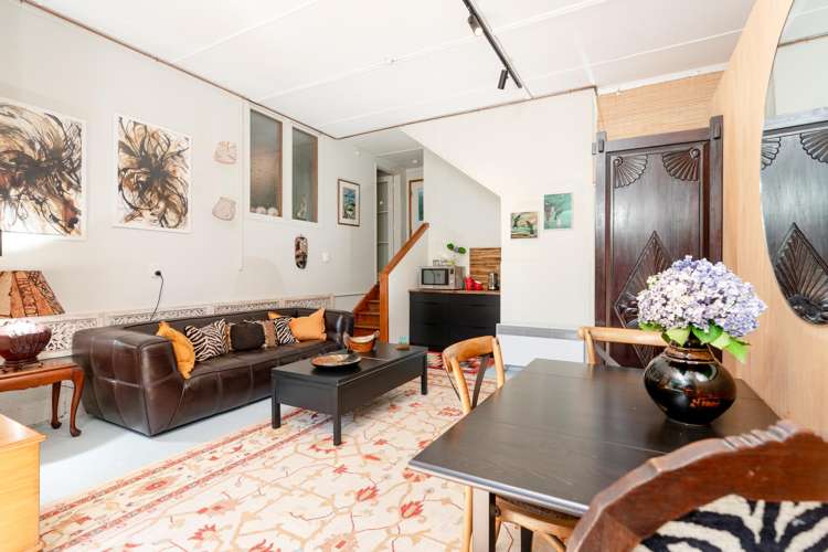 5/27 Beach Road Paekakariki_26