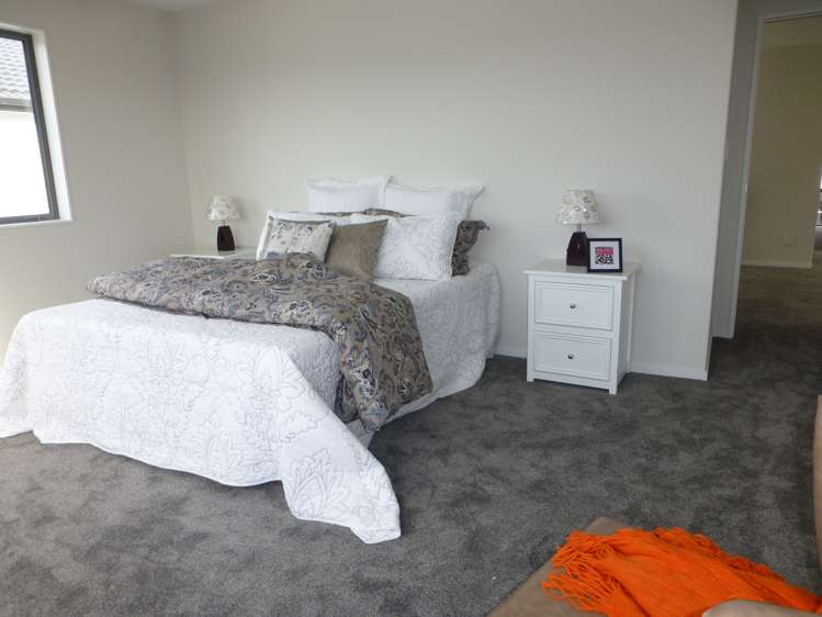 18 Horsefield Drive Flat Bush_6