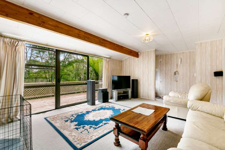 699 Huia Road Parau_5