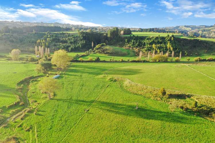 2732 Kimbolton Road Kimbolton_10