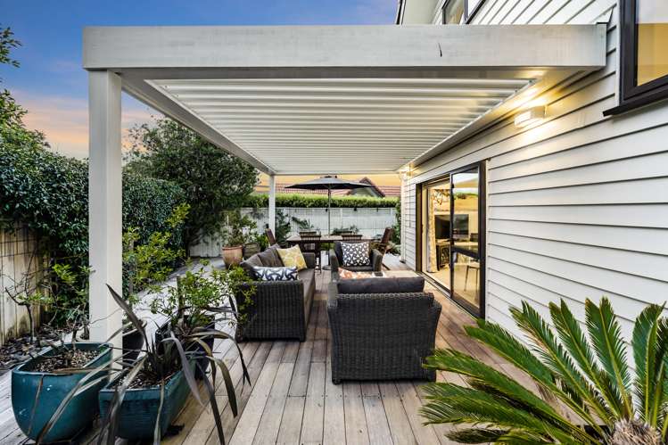 1 Parkwood Crescent Gulf Harbour_17