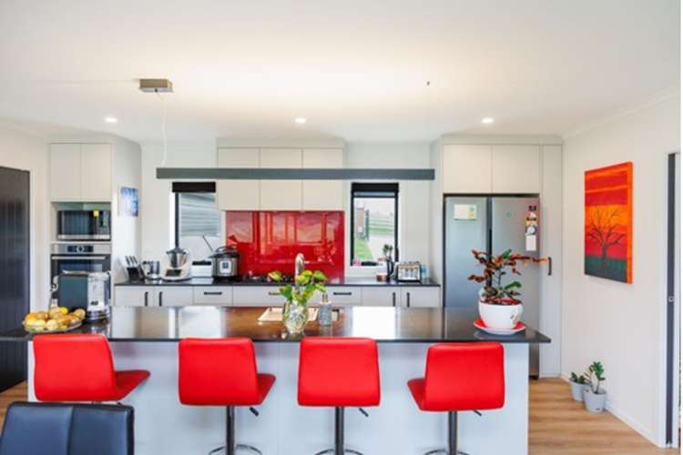 172 Kingsdale Park Aokautere_13