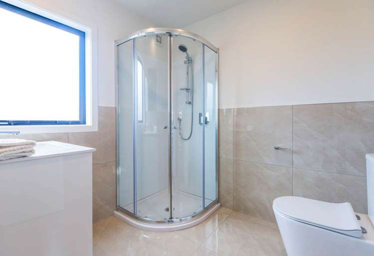 14 Korama Lane New Lynn_14