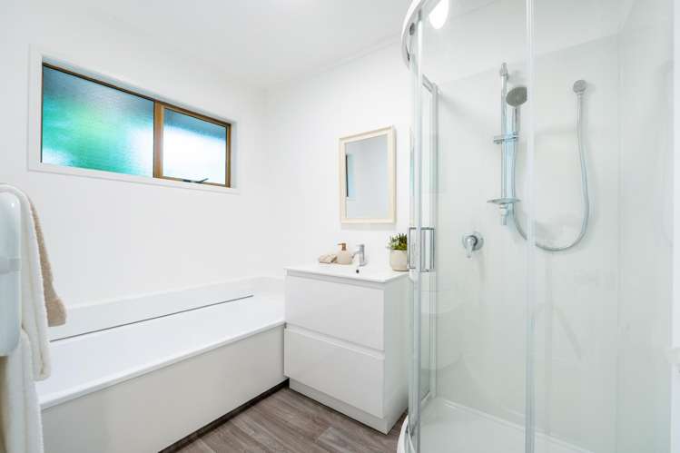 32 Rosecamp Road Beach Haven_23