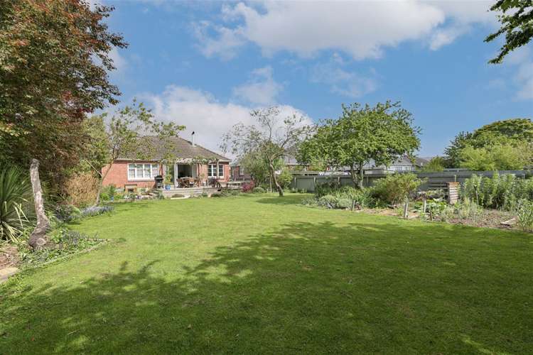 37 Allens Road Allenton_17