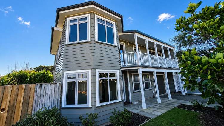  A/5 Adelaide Street Petone_1